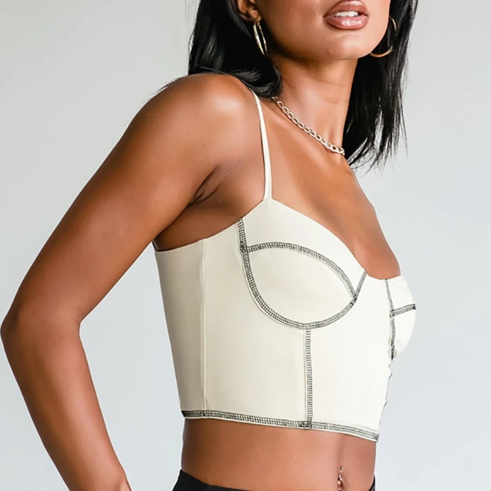 Princess Polly Leilani Top size 8 - Picture 5 of 7